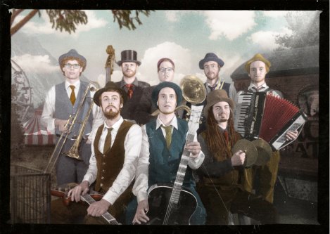 bandfoto_tontraeger_montage_a6_600dpi_rz_web bandfoto_tontraeger_montage_a6_600dpi_rz_web